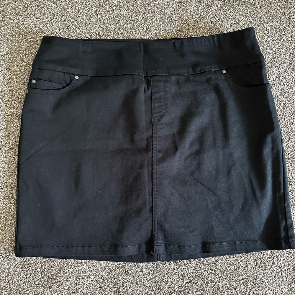 Classic Black Skort